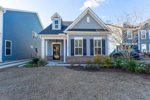 featured image of 3257 Moonlight Dr