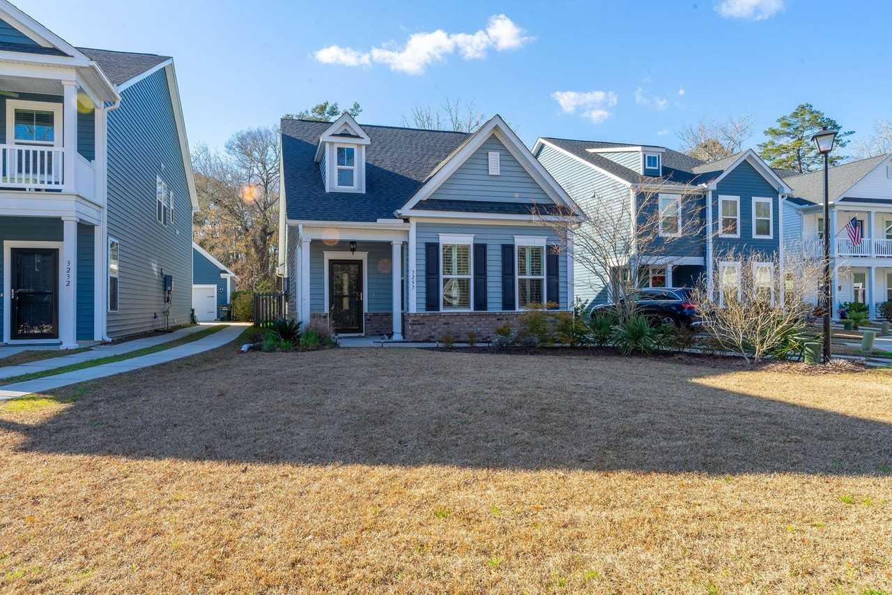 3257 Moonlight Dr - Photo 6 of 50