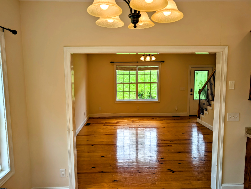 3062 Quail Ct - Photo 2 of 30