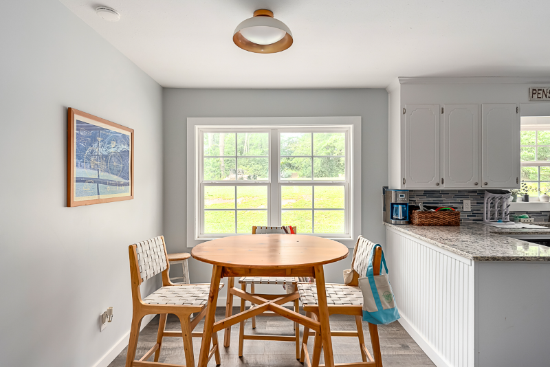 504 Victoria Dr - Photo 6 of 25