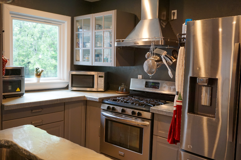 617 Nw 51st St - Photo 5 of 12