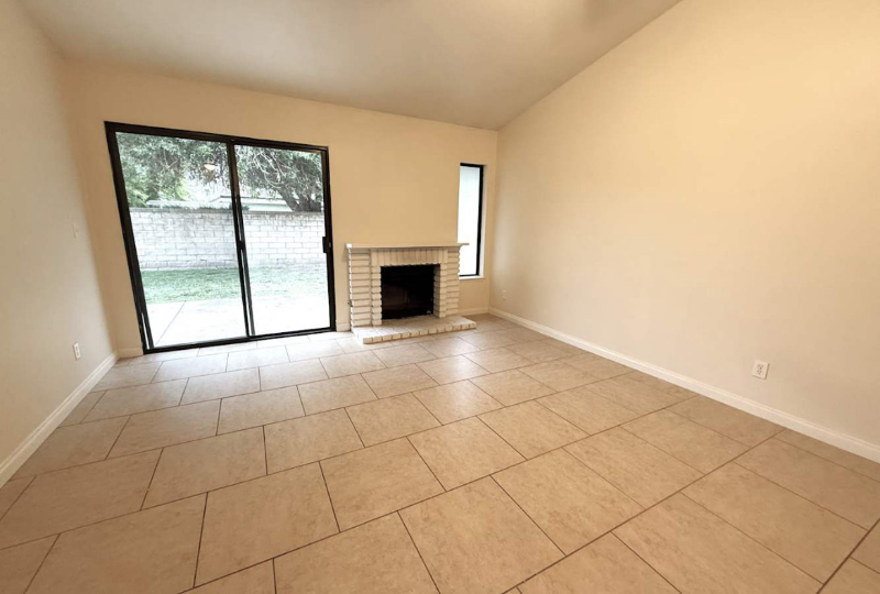 7047 5th Ave - Photo 2 of 10