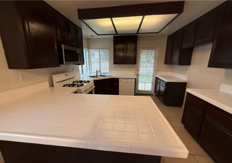 7047 5th Ave - Photo 3 of 10