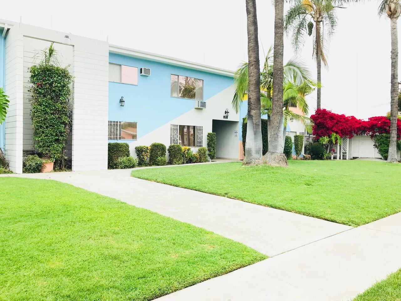 Eden Roc - Photo 6 of 43