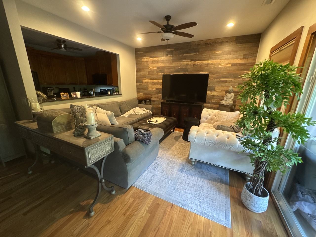 208 Rainbow Ter #208 - Photo 2 of 31