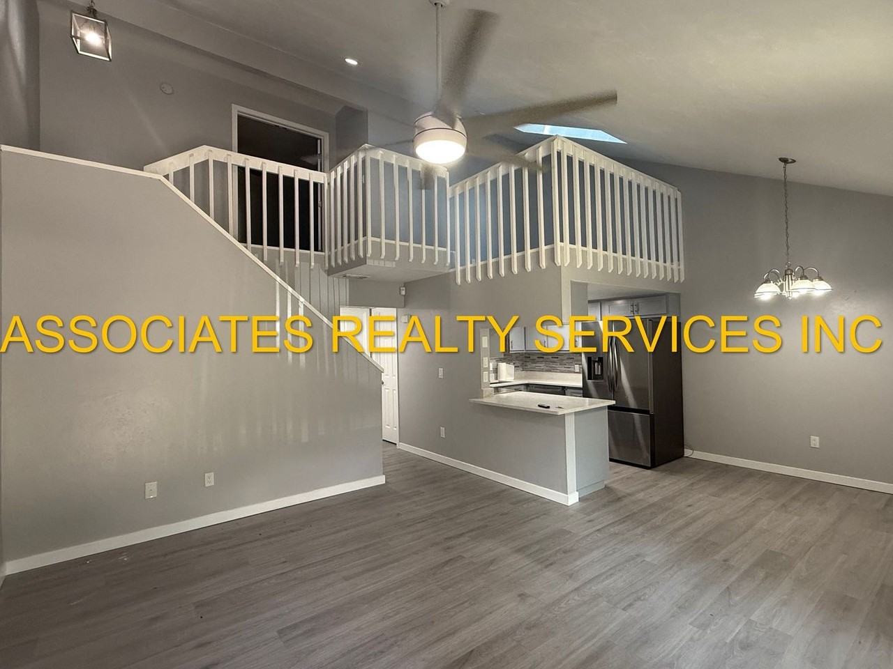 4708 Sw 67th Ter - Photo 2 of 25