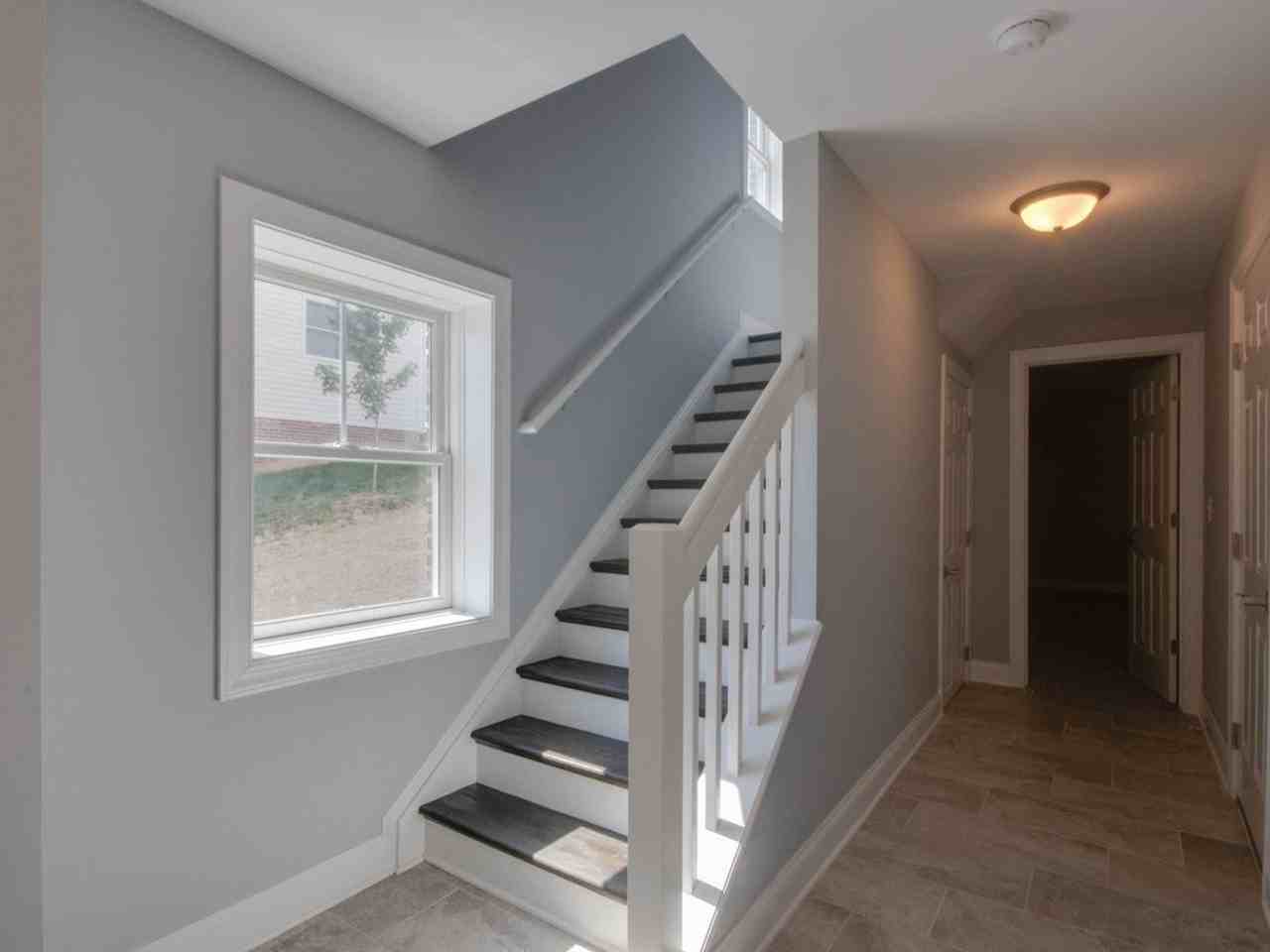 1318 Caspian Way - Photo 4 of 25