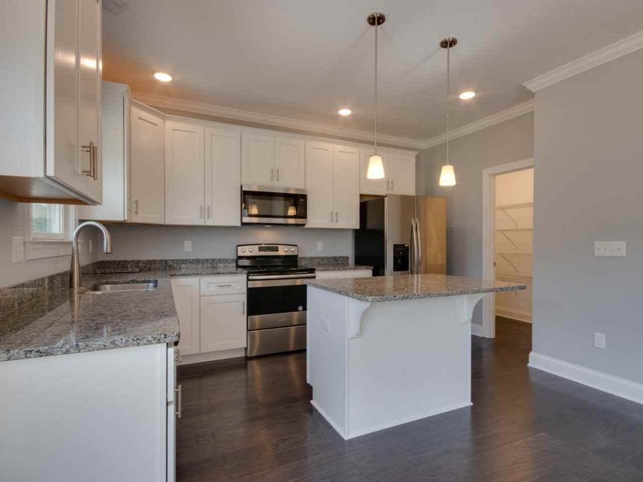 1318 Caspian Way - Photo 7 of 25