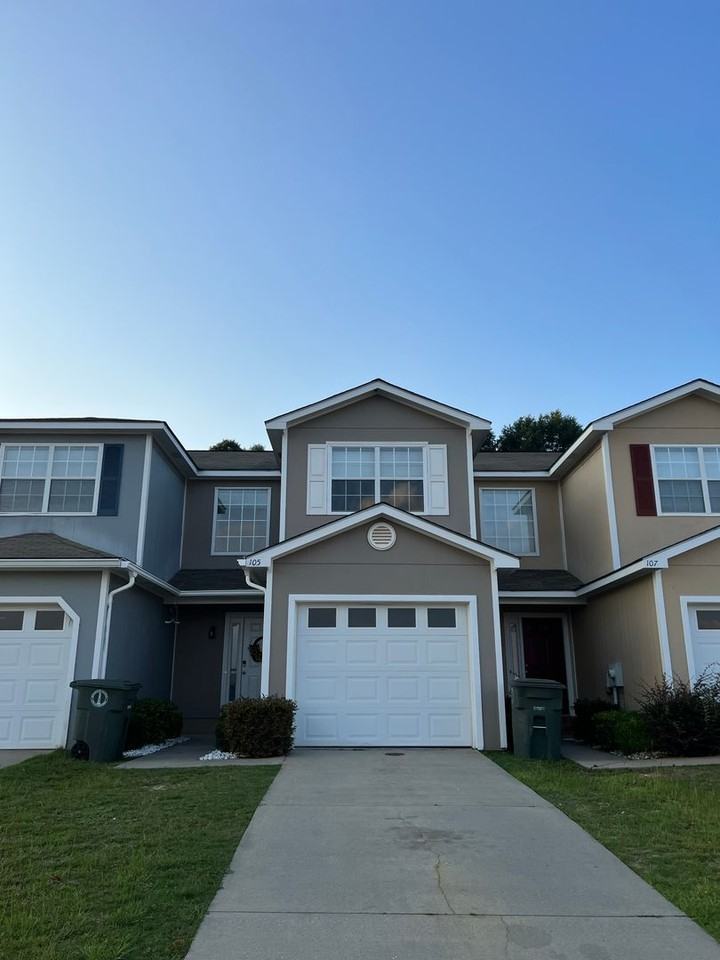 105 Winthrope Ln - Photo 5 of 23