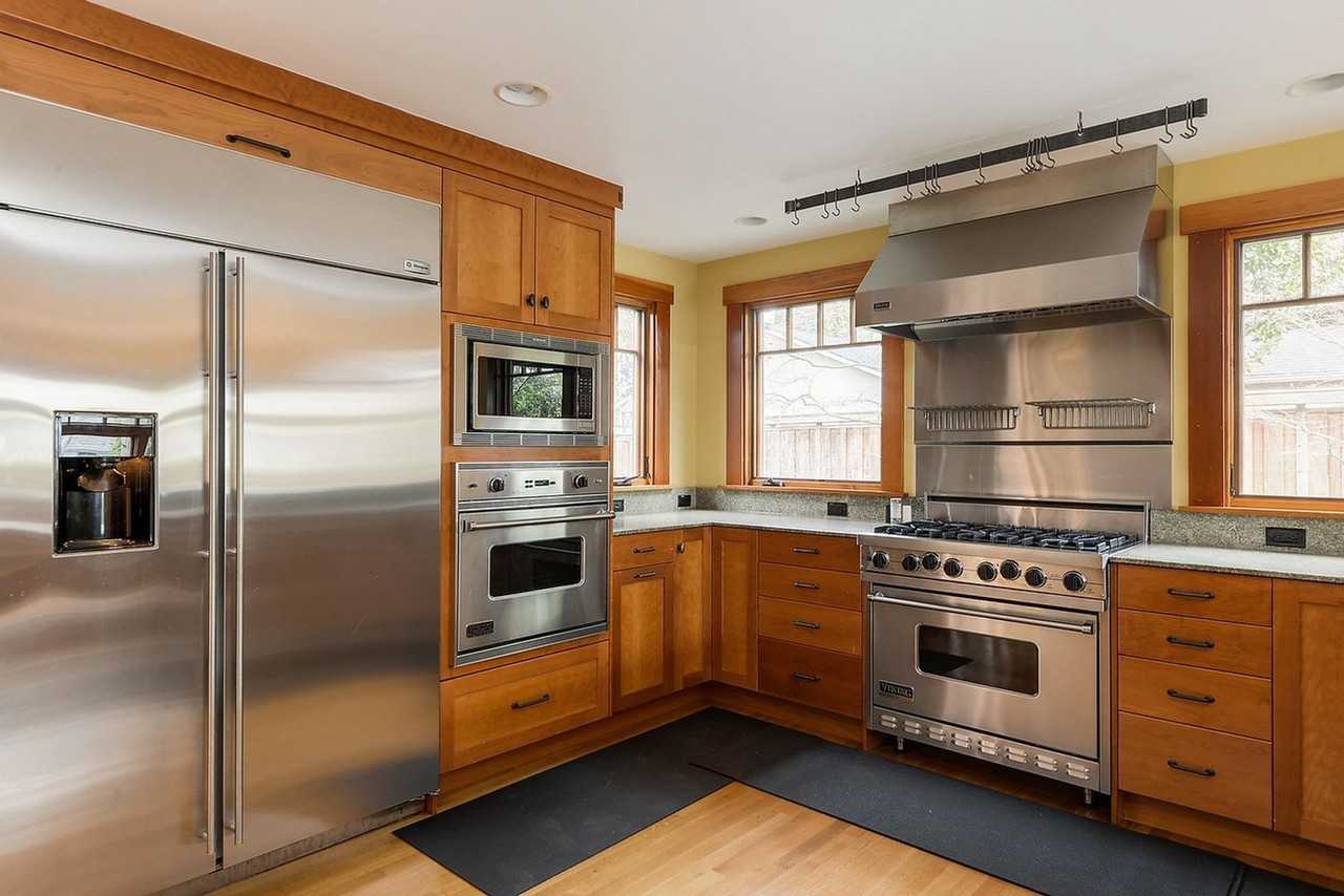 393 Maclane St - Photo 3 of 28