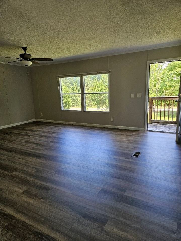 83 Troon Dr - Photo 3 of 25