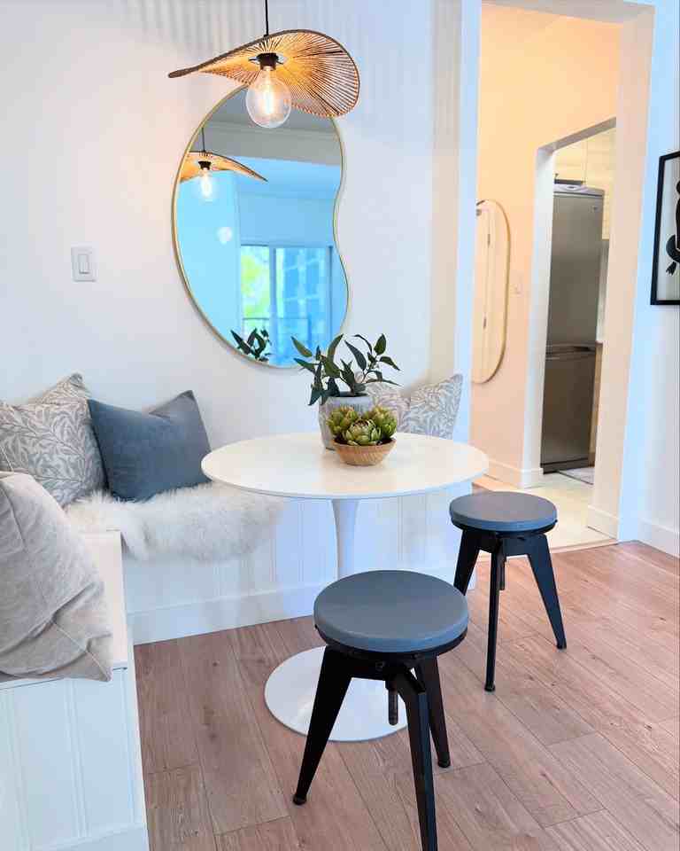 1655 Nelson St - Photo 3 of 6