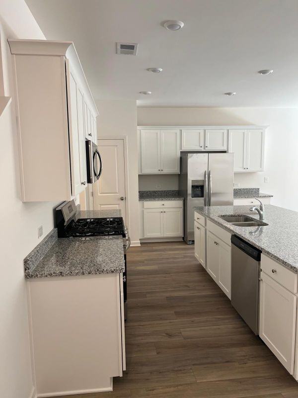 2423 Livi Ln - Photo 3 of 9