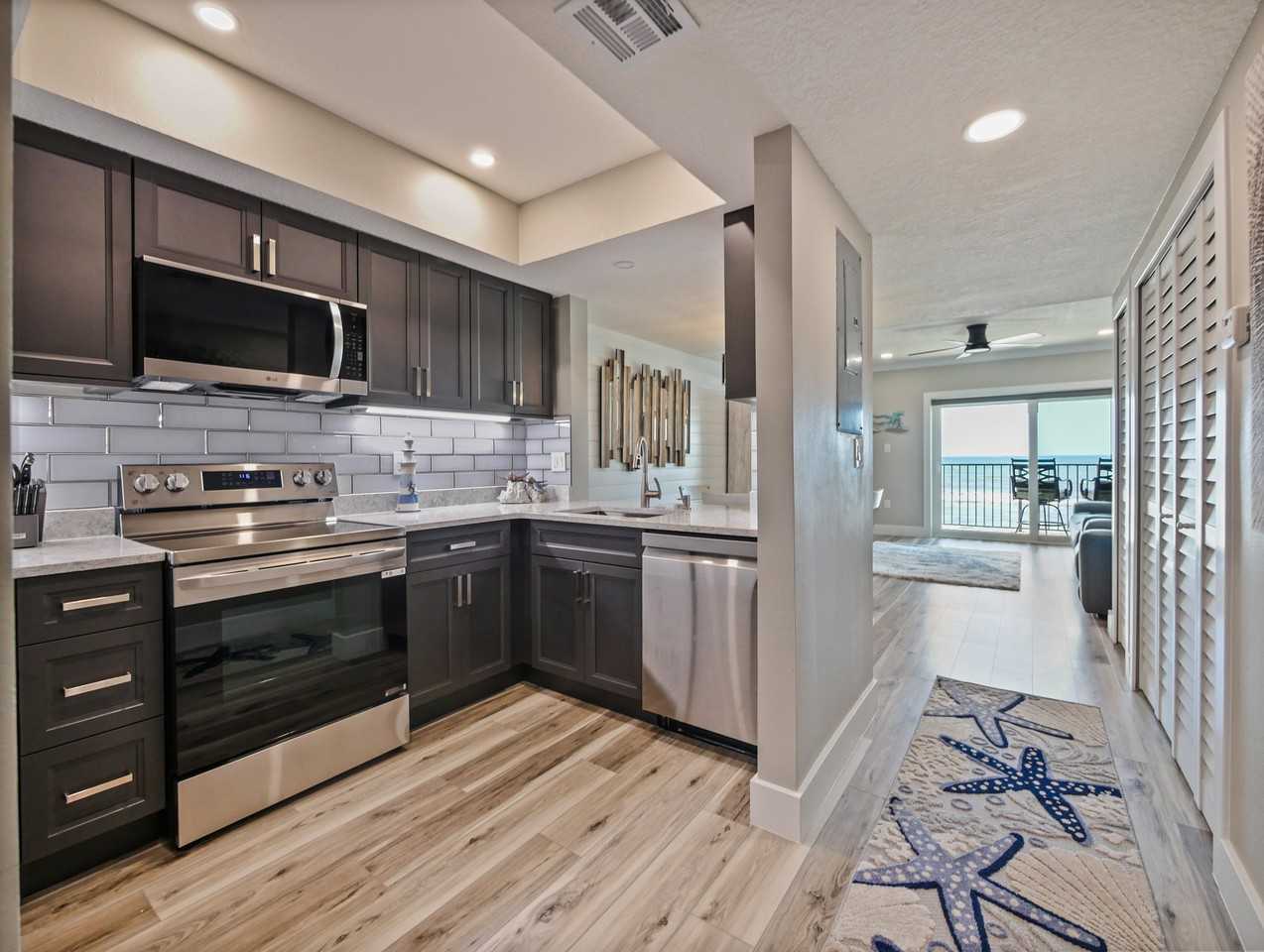 199 Jimmy Buffett Memorial Highway #B205 - Photo 3 of 7