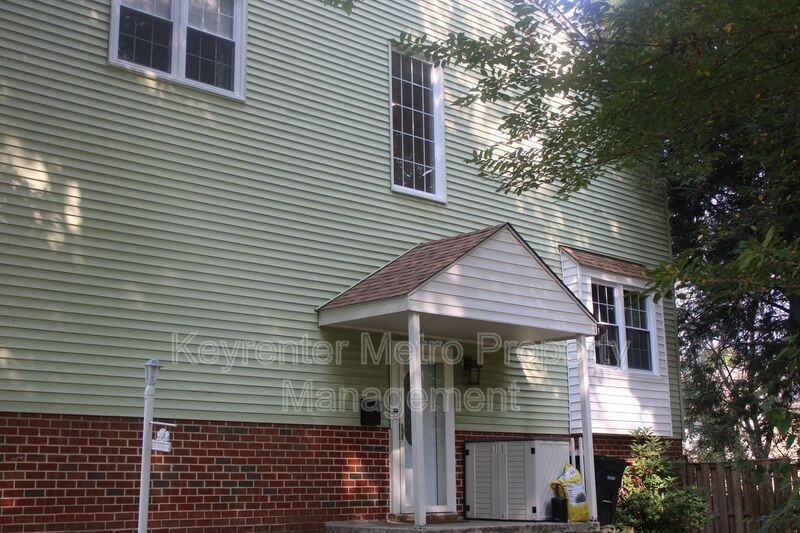 201 Castleton Ter - Photo 2 of 50