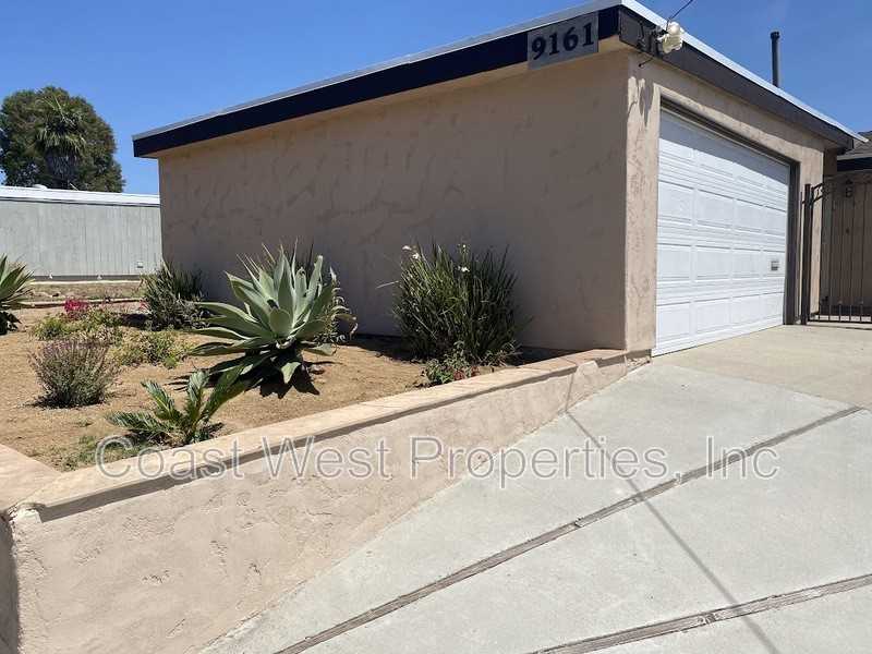 9161 Huntington Ave - Photo 2 of 23