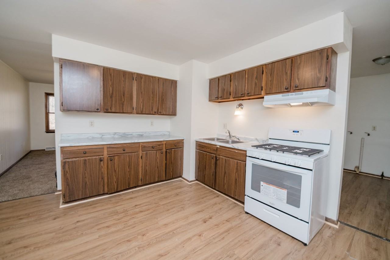 5249 Concord Ave - Photo 2 of 22