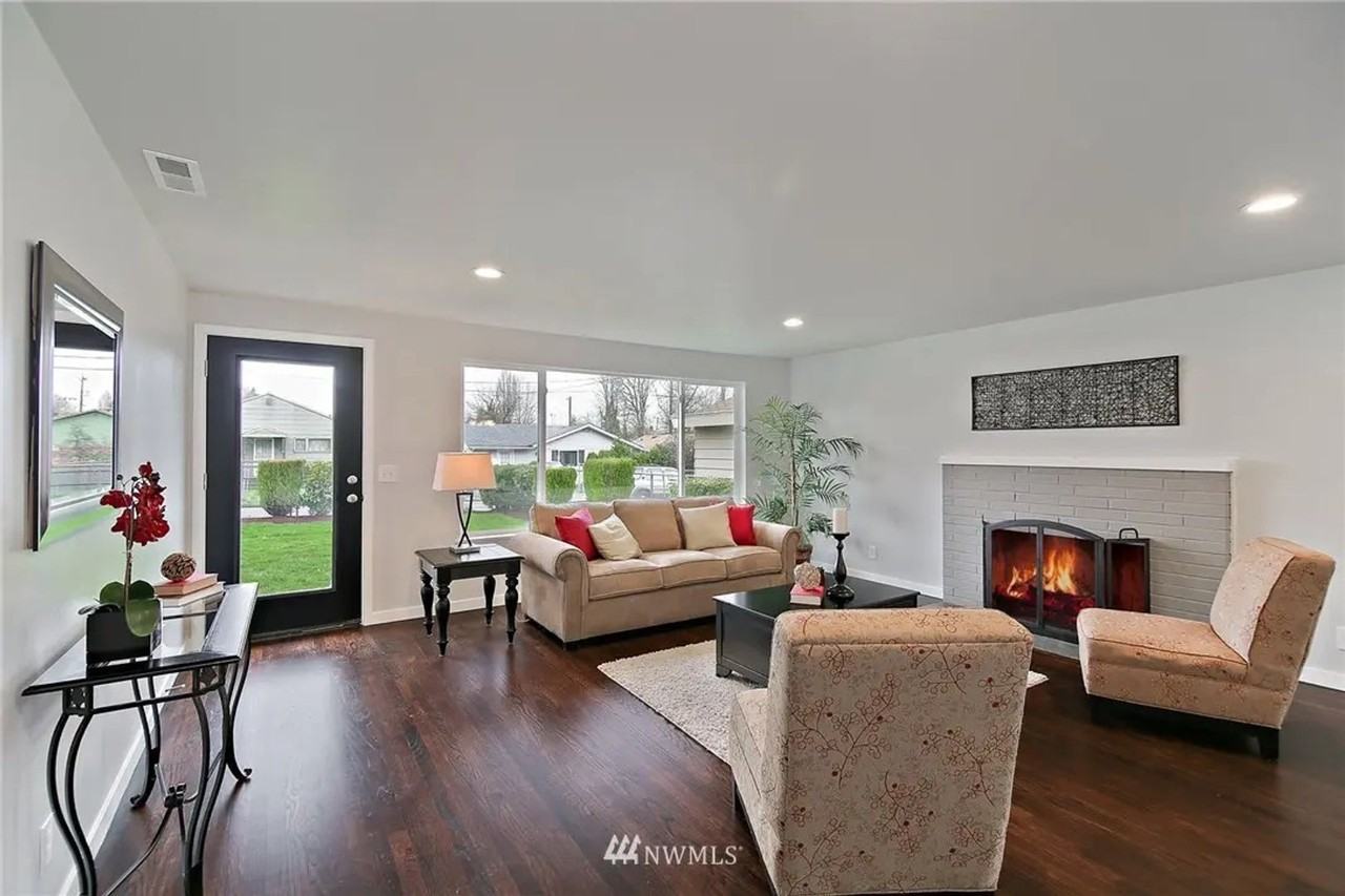 4601 S Director St - Photo 3 of 12