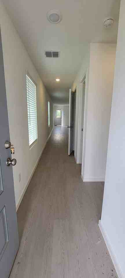 4116 Belmont Dr - Photo 3 of 16