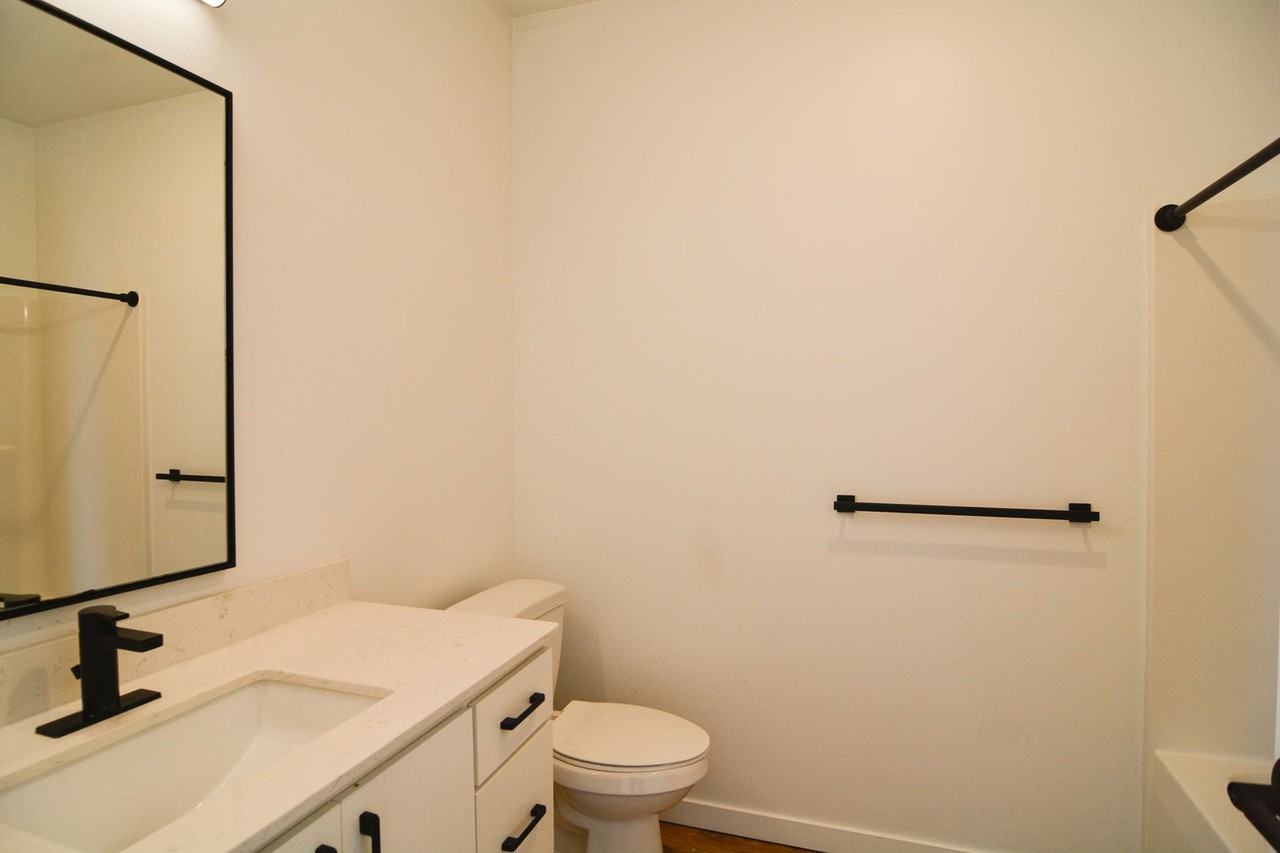 Nove Lofts - Photo 7 of 16