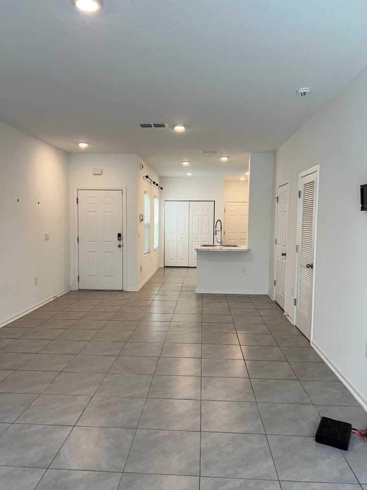 4021 Haymon Ave - Photo 2 of 17