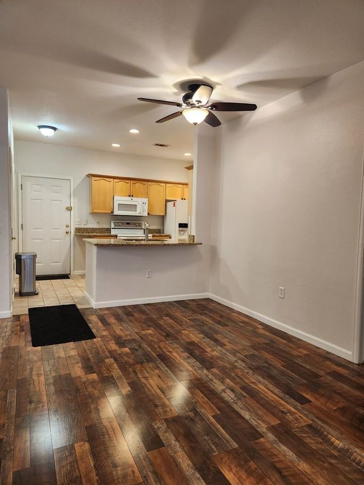 4005 S Dillon Way #103 - Photo 4 of 23
