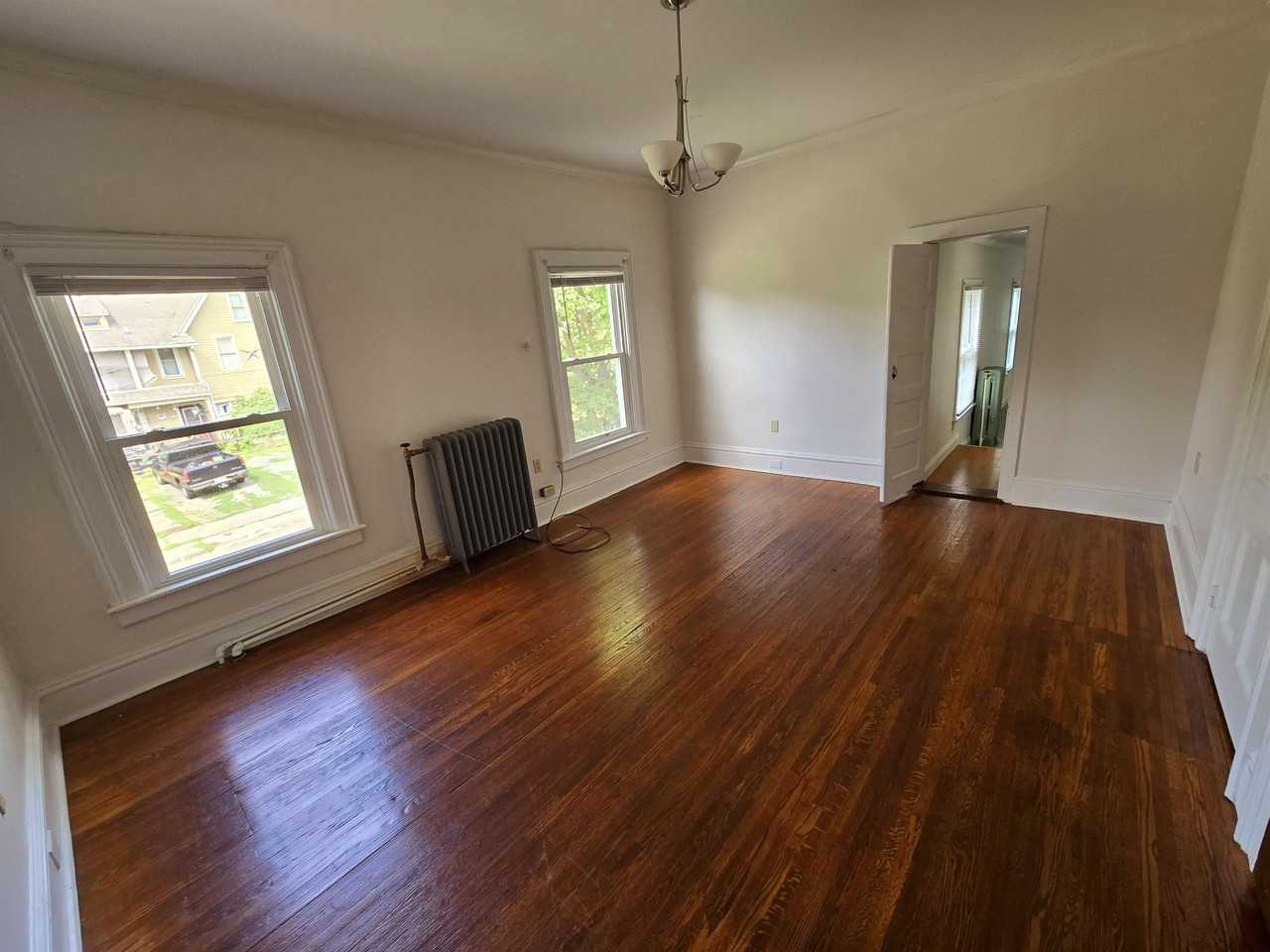 320 West Clinton Street 4 - Photo 2 of 7