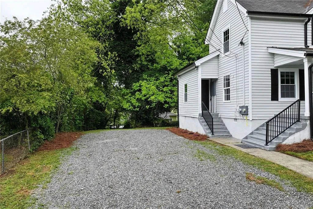 35 Myrtle Street - Photo 3 of 50