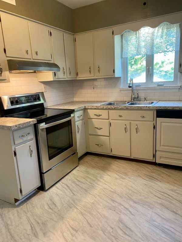 1632 W Greenleaf St - Photo 3 of 21