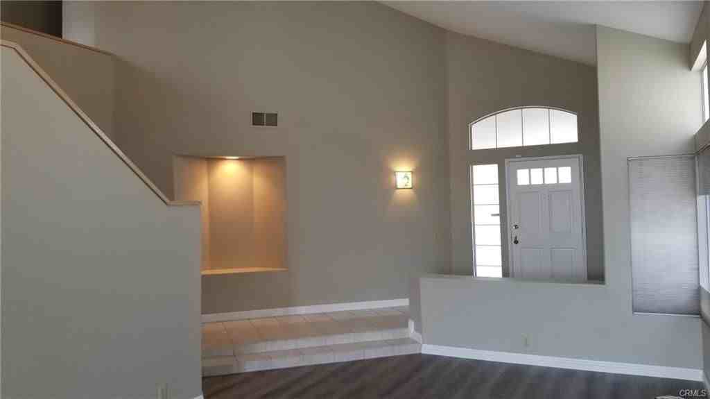 424 Dylan Dr - Photo 5 of 23