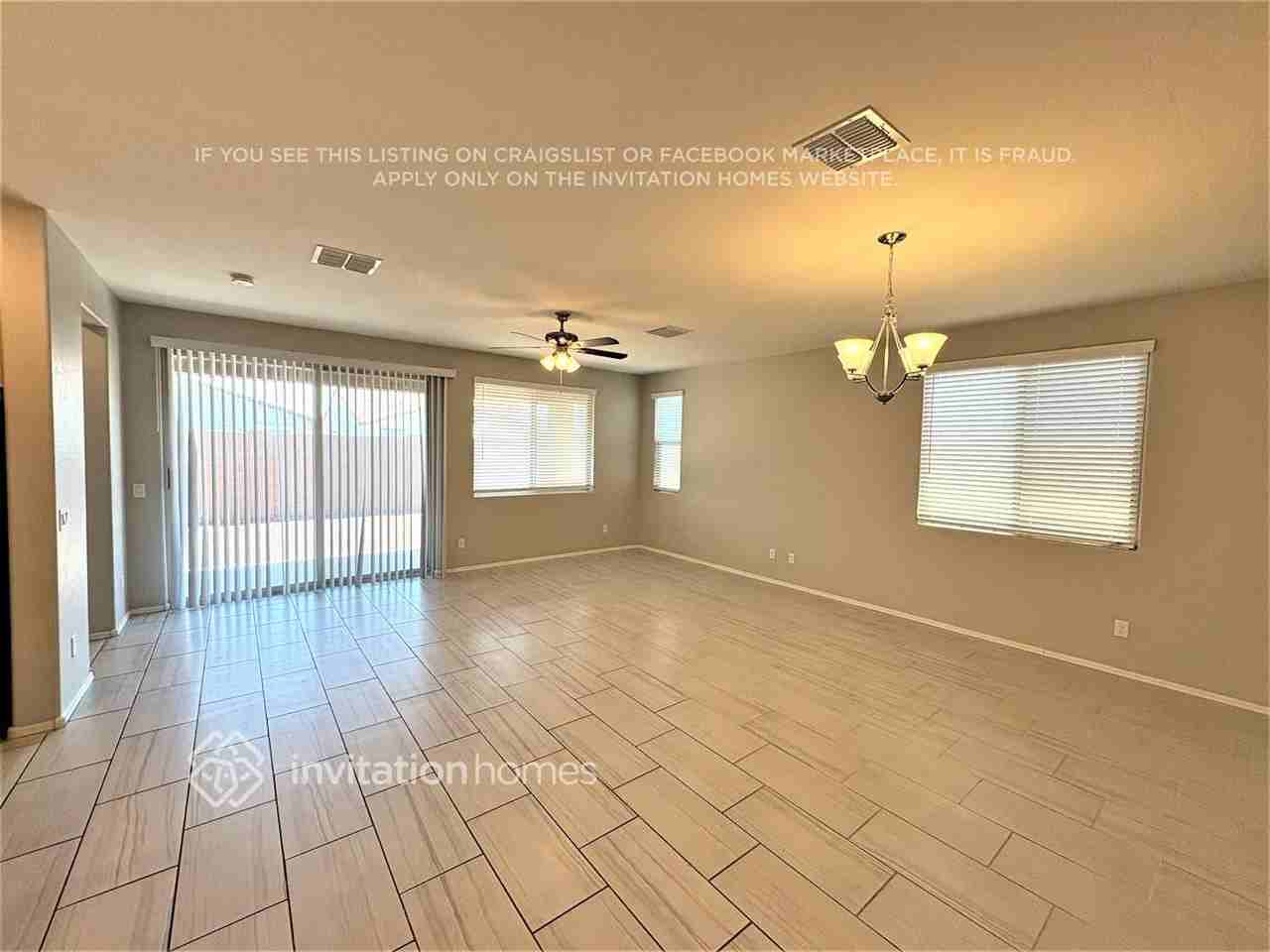 19709 W Campbell Ave - Photo 2 of 22
