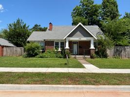 featured image of 500 N Jackson St