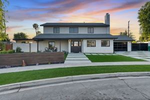 featured image of 11951 Gladstone Dr