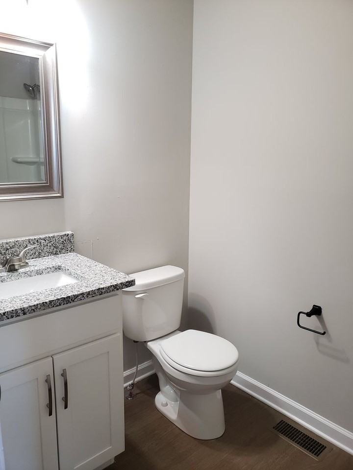 610 Commerce St ##22 - Photo 6 of 21