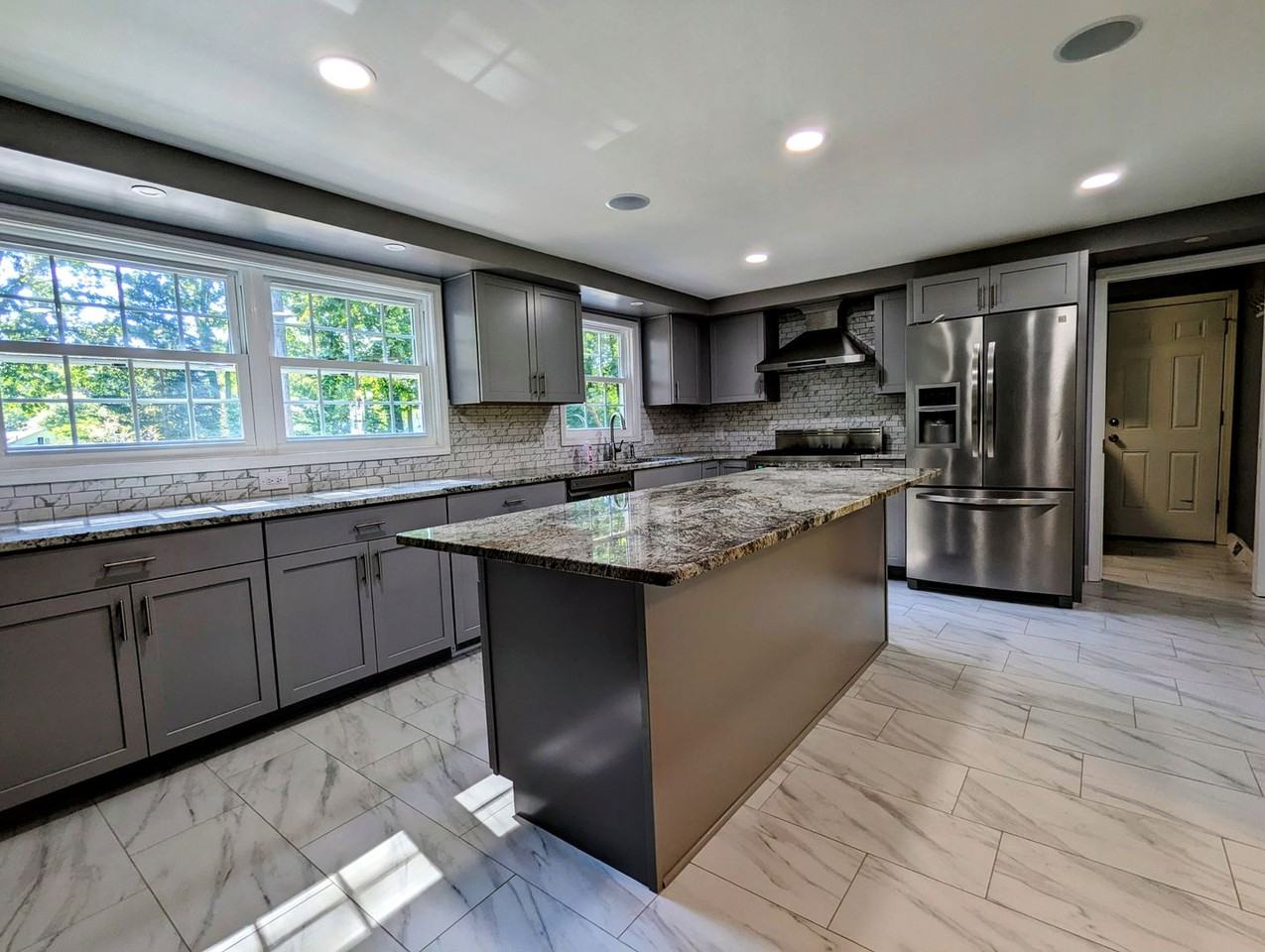 5927 Ogilby Dr - Photo 3 of 31