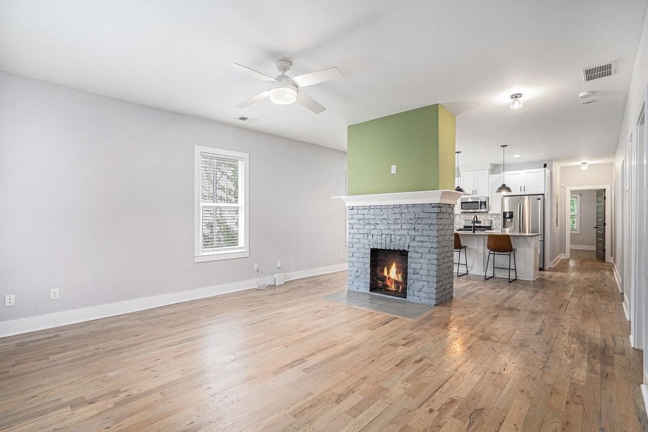 218 Laurel Ave Sw - Photo 2 of 20