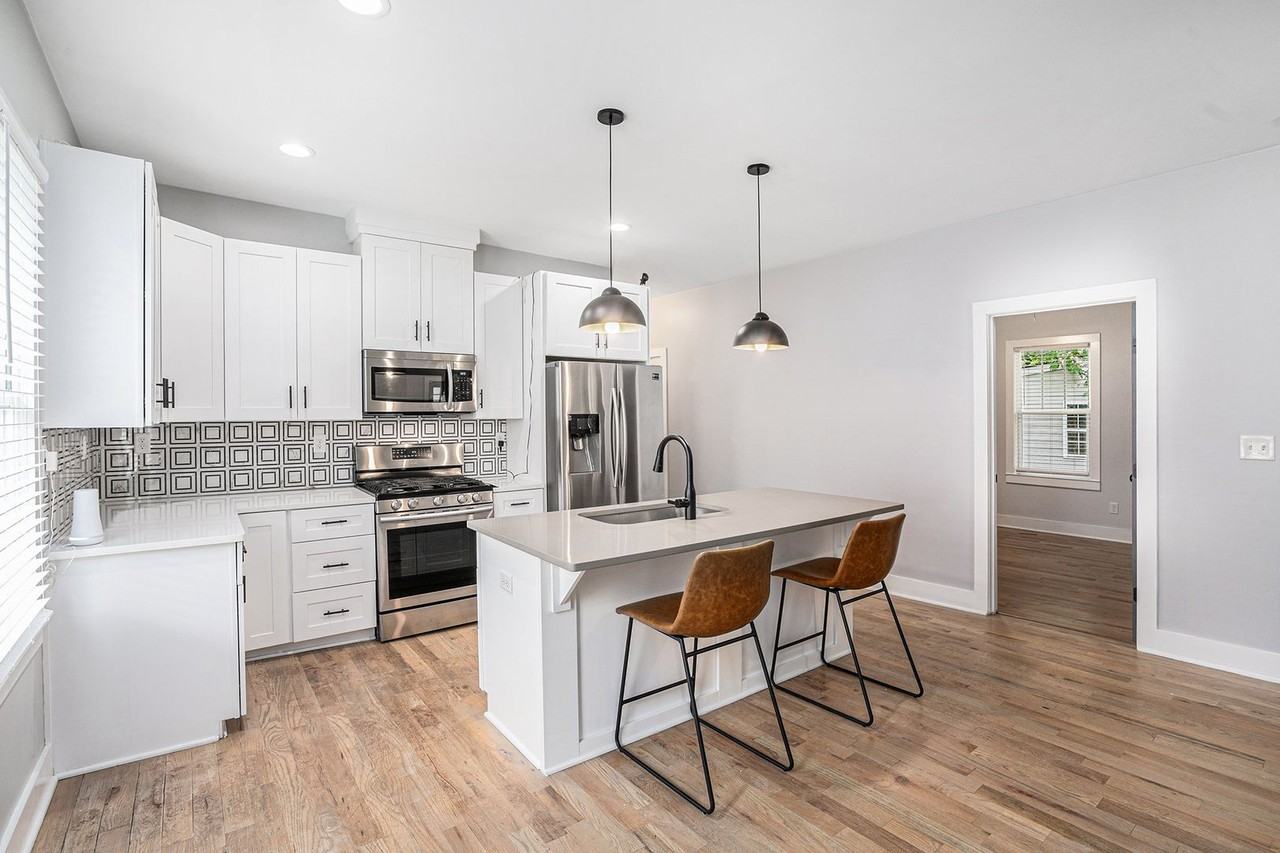 218 Laurel Ave Sw - Photo 5 of 20