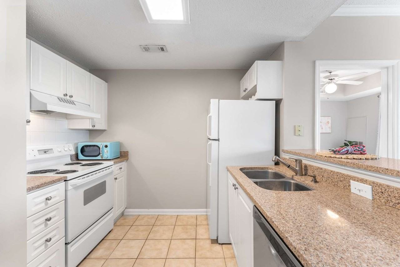 2025 Woodmont Blvd #341 - Photo 4 of 28