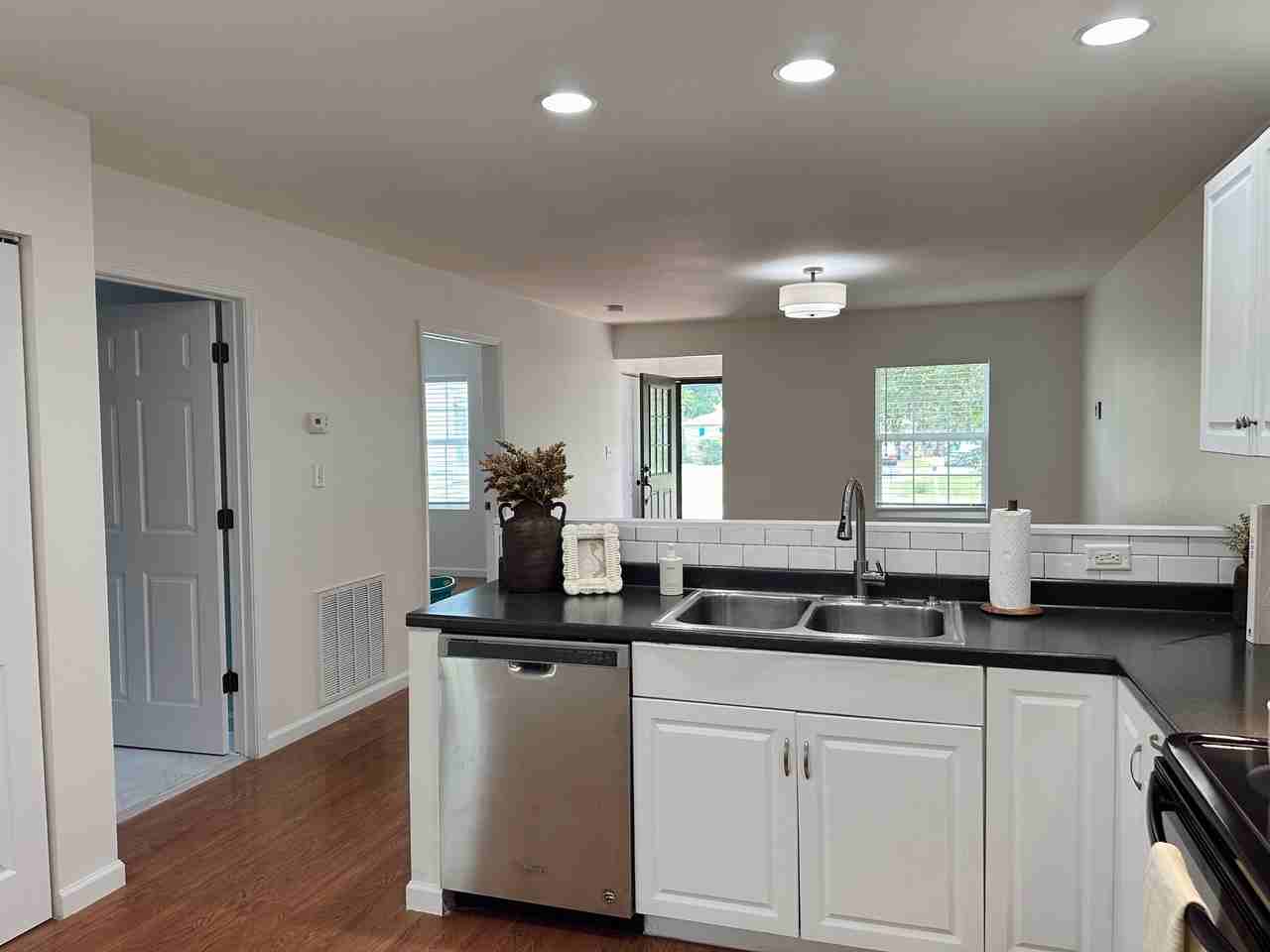 1729 Fair Dr #NA - Photo 6 of 12