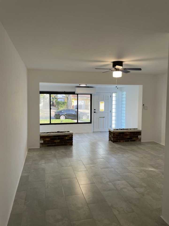 253 Mateo Way Ne #NA - Photo 3 of 47