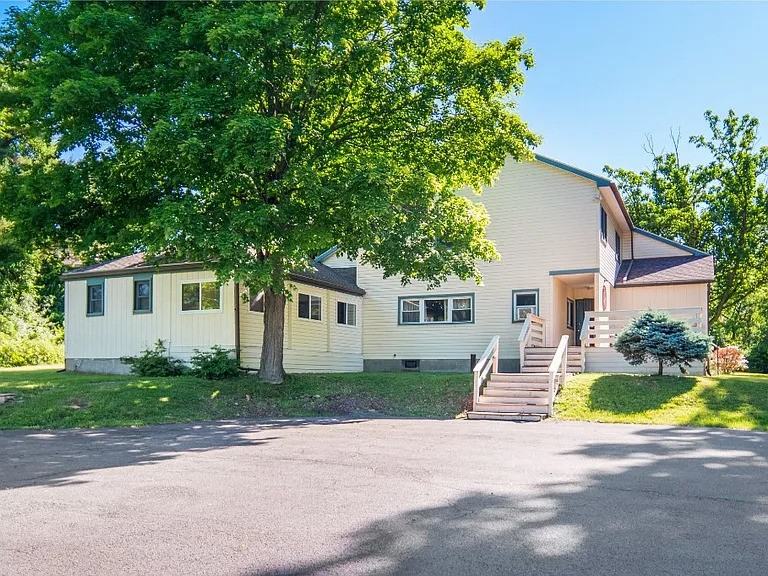 572 Warren Rd #NA - Photo 2 of 27