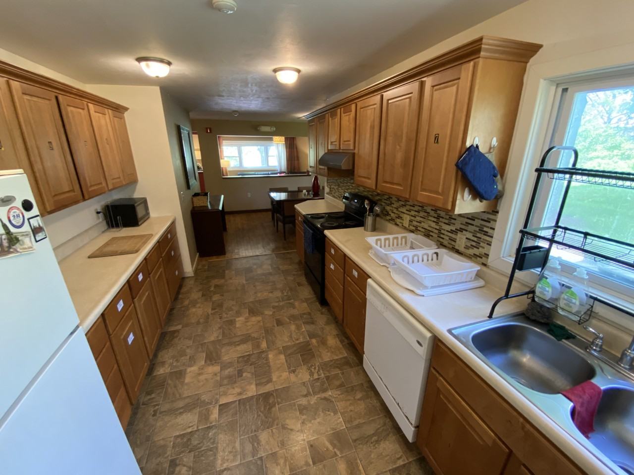 572 Warren Rd #NA - Photo 6 of 27