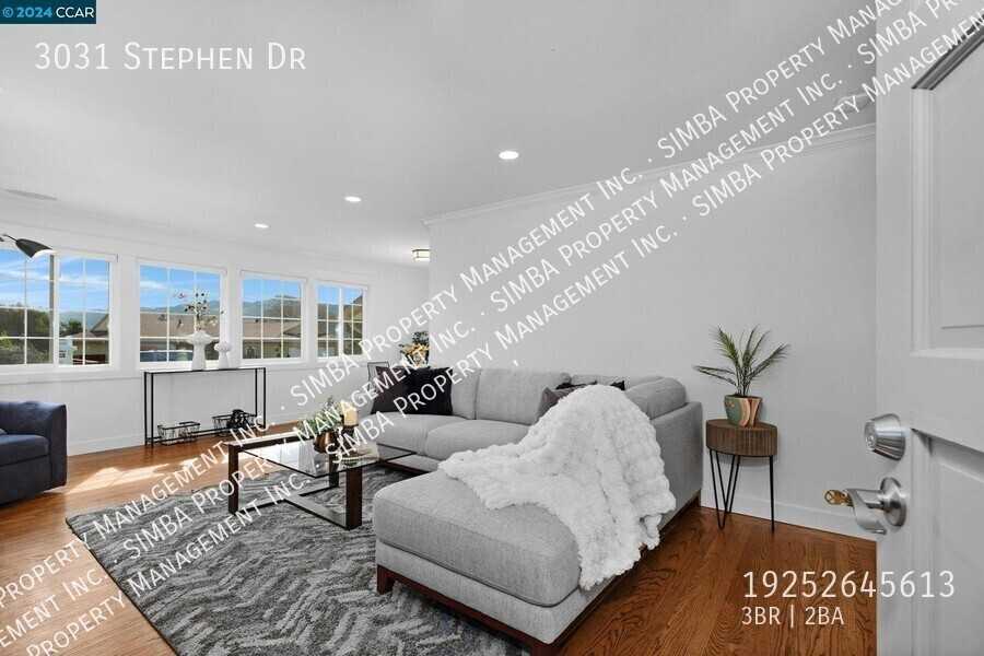 3031 Stephen Dr - Photo 2 of 15