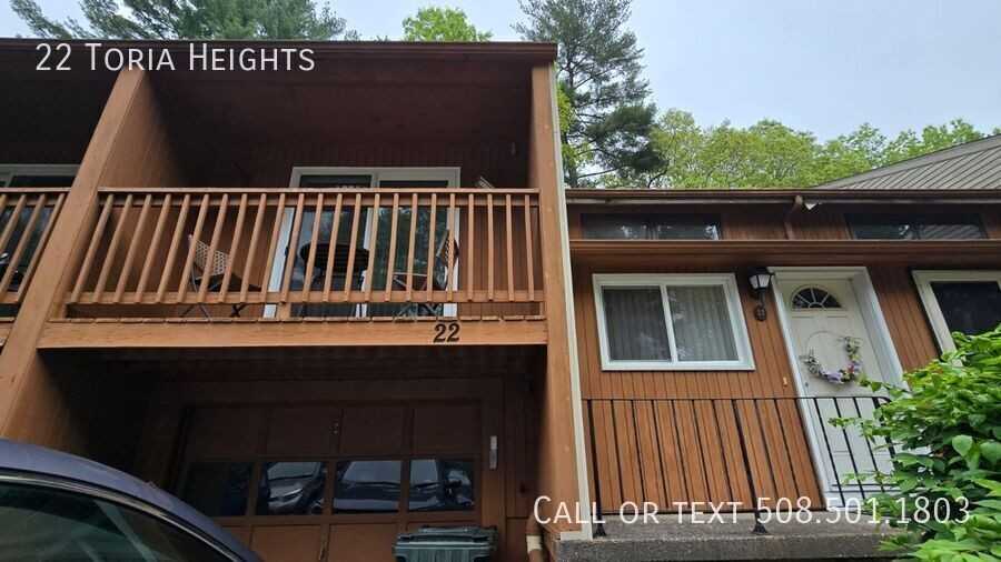 22 Toria Hts - Photo 3 of 32