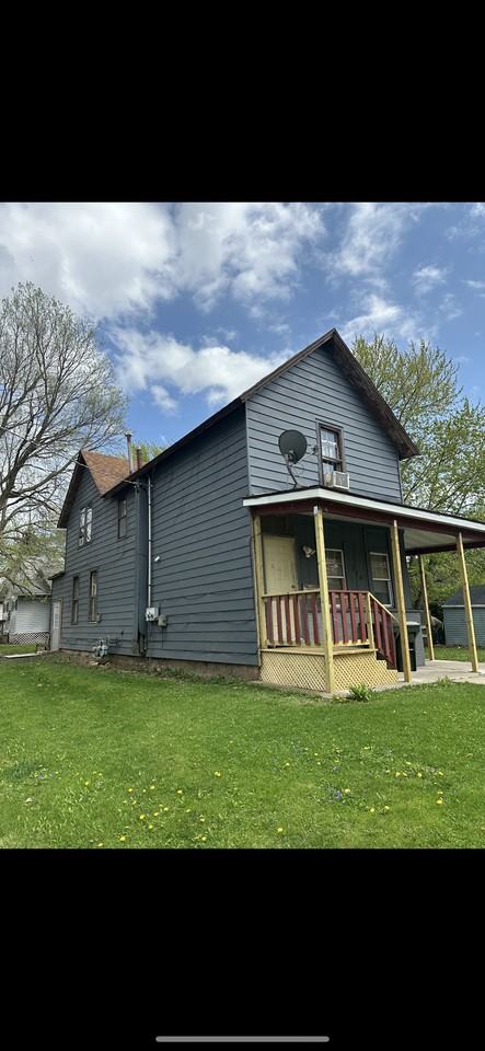 Fifth Ave - Photo 2 of 8