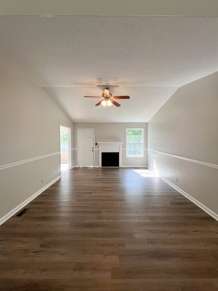 3816 Trenton Rd - Photo 3 of 27