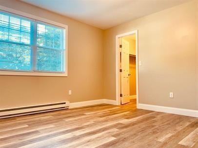 Brooks Crossing - Photo 5 of 10