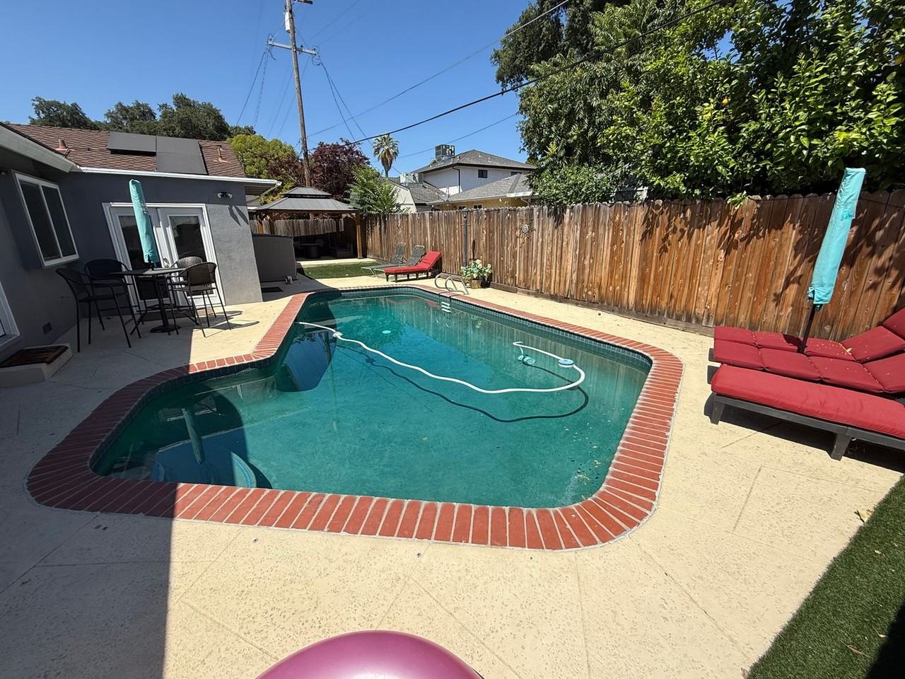 1511 Deerwood St - Photo 2 of 21