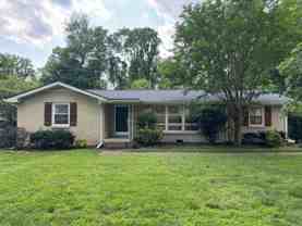 5015 Manuel Dr - Photo 1 of 1