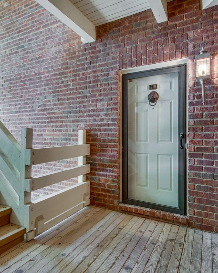 218 Boxmere Pl - Photo 6 of 32